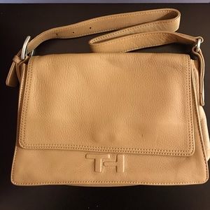 Tommy Hilfiger Leather purse- Tan